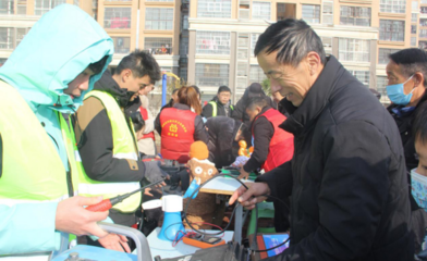 图片中的居民日常生活服务